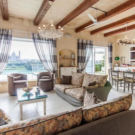 Twilight Gozitan With Pool - Happy Дом отдыха