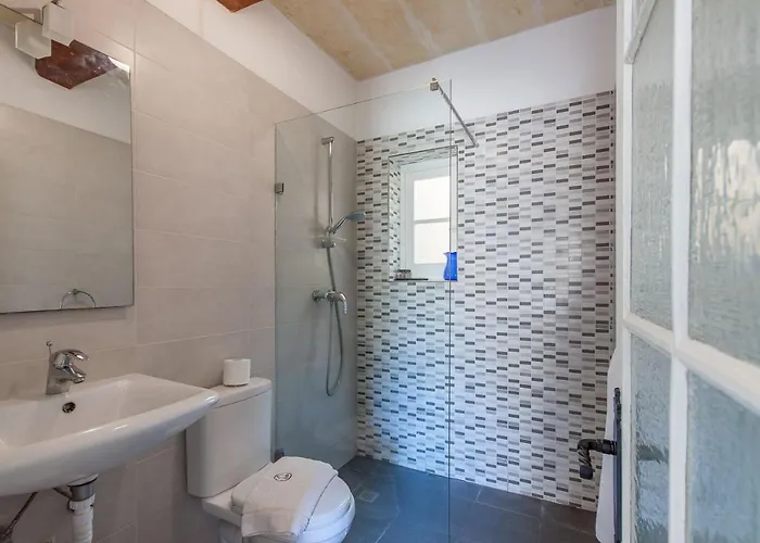 Twilight Gozitan With Pool - Happy *