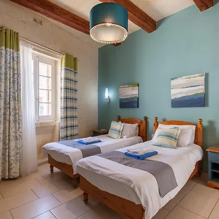 Twilight Gozitan With Pool - Happy Feriehus *