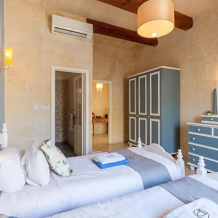 Holiday home Twilight Gozitan With Pool - Happy