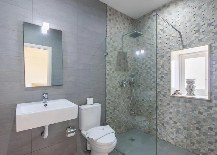 Twilight Gozitan With Pool - Happy Vakantiehuis Ghammar