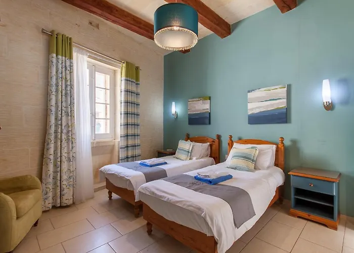 Twilight Gozitan With Pool - Happy Vakantiehuis *