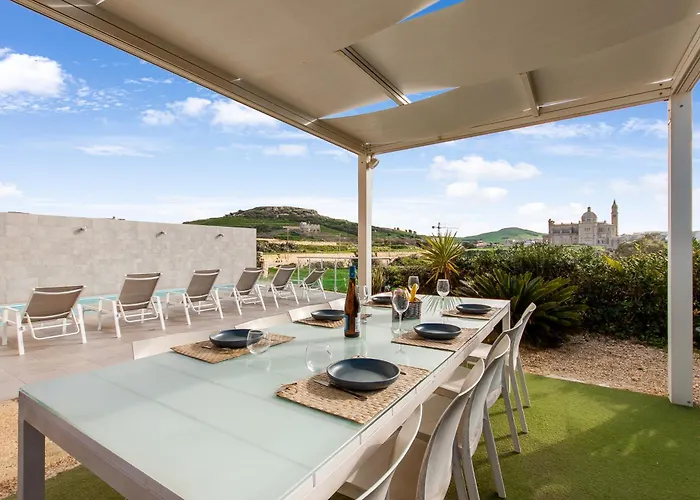 Twilight Gozitan With Pool - Happy Vakantiehuis Ghammar